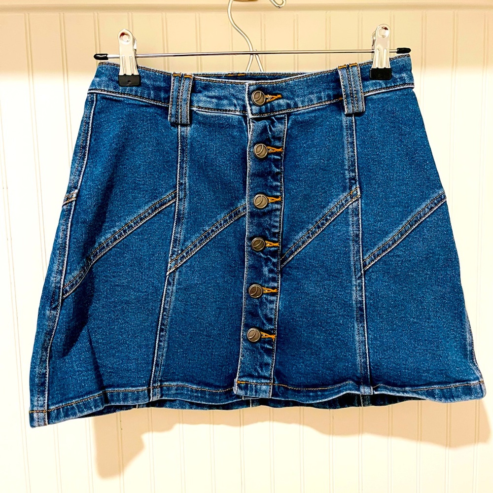 Women We Steal The Moon: Denim Blue 6-Button.